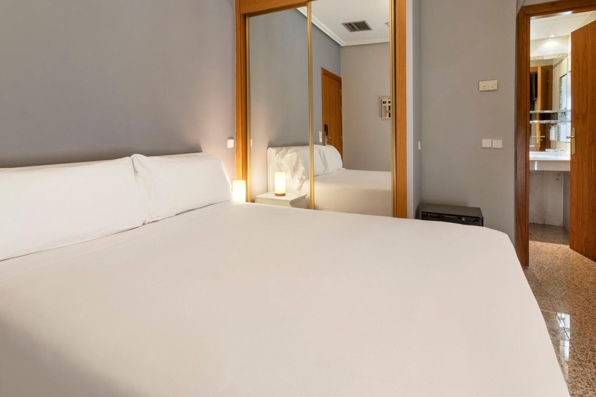 Sercotel Togumar Madrid Bagian luar foto